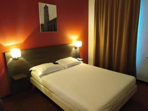 Studio Privatif Dans Hotel Residence Nimes Gare المظهر الخارجي الصورة