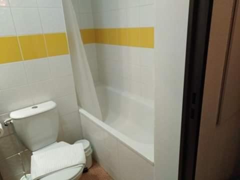 Studio Privatif Dans Hotel Residence Nimes Gare المظهر الخارجي الصورة